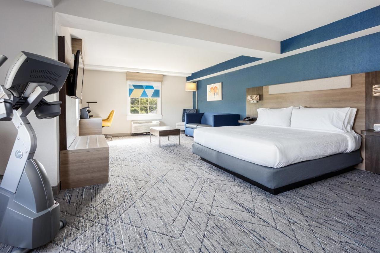 Holiday Inn Express & Suites Williamsburg By Ihg Exterior foto
